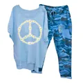 Women's casual two-piece set with light blue daisy print tee and camouflage pants - 3XL / Top And Bottom / Blue Daisy Peace Sign Print