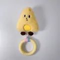 Dettaglio del giocattolo in peluche a forma di formaggio con anello da dentizione - Anello a Strisce in Striscia di Tessuto Formaggio