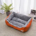 Oranges Haustierbett mit grauem Plüschfutter und weißem Pfotenabdruck für Hunde - Nur Bett / 45*30cm (Unter 1,5kg) / Orange