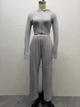 Dettaglio a figura intera del set sportivo grigio due pezzi su manichino da sartoria - Grigio melange