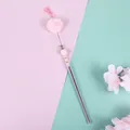 Elegante bacchetta per gatti rosa con pompon di pelliccia e manico glitterato - Rosa