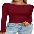 Vista dettagliata di un top slim fit a coste con scollo a barca da donna in bordeaux - Taglia S / Top / Borgogna