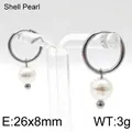 Boucles d'oreilles créoles perles de nacre en acier titane avec pendentif facetté élégant - Silver Faceted Water Drop Style (KE96724-Z)