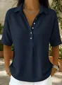 Gros plan sur la texture gaufrée bleu marine de ce polo décontracté à manches courtes. - XS / Hauts / Bleu foncé