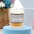 Candela profumata al budino alla vaniglia in vetro smerigliato giallo. - Giallo Satinato (Budino alla Vaniglia)