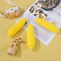Langlebiges Hundespielzeug aus Vinyl in Maisform zur Zahnreinigung und zum Training - Quietschender Mais / Zufällige Farbe