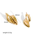 Elegante onregelmatige gevouwen goudkleurige roestvrijstalen oorbellen met glans - Bladvormige Stijl (TE60921-G)