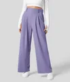 Vorderansicht der lila weit geschnittenen Hose mit hoher Taille und Falten-Detail - S / Unterteile / Lila