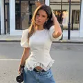 Elegante Franse witte blouse met pofmouwen en kanten zoomafwerking - S / Tops / Wit