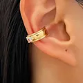 Manchette d'oreille dorée élégante avec un zircon marquise pour oreilles non percées - Bague d'Oreille de Luxe Zirconia Marquise (7829)