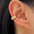 Manchette d'oreille dorée épaisse pour oreilles non percées, bijou de cartilage élégant - Bague d'Oreille Texturée Profilée de Luxe (11194)