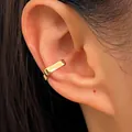 Élégante manchette d'oreille dorée minimaliste pour oreilles non percées, poli chic. - Bague d'Oreille Rectangulaire Géométrique Minimaliste (N-424)