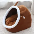 Gemütliches und warmes braunes Plüschtierbett im Kuh-Design für kleine Katzen und Hunde - Mittel: 40*37*32 / Glücksochse - Braun