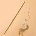 Ξύλινο παιχνίδι για γάτες με υφαντό σπειροειδή δίσκο και φυσικό καφέ μακρύ φτερό - Paper rope round cake primary color