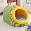 Cuccia chiusa invernale per cani a righe verdi con bordo in peluche giallo e cuscino - Taglia S (Con Coperta Elettrica) / Verde a Righe + Coperta Elettrica