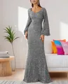 Elegantes silbernes Pailletten-Abendkleid mit V-Ausschnitt und Glockenärmeln. - S / Kleider / Silbergrau