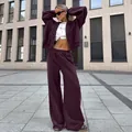 Μοντέρνο μπορντό γυναικείο σετ streetwear με ζακέτα με κουκούλα και φαρδύ παντελόνι - S / Τοπ Και Παντελόνι / Βαθύ μωβ