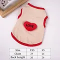 Gilet invernale caldo e spesso per piccoli cani e gatti con motivo a cuore di peluche - XS / Stile Cuore Rosso / Bianco avorio