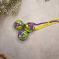 Pelota de lana colorida hecha a mano para gatos con cola larga para morder y jugar - Color 8
