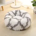 Gemütliches rundes Plüsch-Haustierbett mit grau-weißem Streifenmuster, warmes Winter-Haustiernest - Geeignet für Haustiere unter 2,5 kg / 40CM / Grau/Weiß