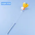 Bacchetta interattiva per gatti con piume gialle, pompon colorati e campanello, 37cm - Stile Nappa Pom Arancione