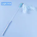 Bacchetta interattiva per gatti blu chiaro con piume e perline, lunghezza 37cm - Stile Piuma Blu Lunga