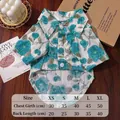 Camisa fina de verano con flores azules para perros pequeños y gatos, tallas XS a XL - XS / Tops / Azul