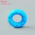 Blauer donutförmiger Gummikauartikel für Welpen mit Pfotenabdruckmuster, 6,5 cm Durchmesser - Donut Kauspielzeug / 6.50cm / Zufällige Farbe