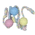 Giocattolo da masticare in TPR per cani con corda intrecciata e tre palline. - Palla con Motivo e Striscia di Tessuto / 38 cm