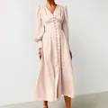 Elegante lichtroze satijnen jurk met pofmouwen en knoopsluiting aan de voorzijde - S / Dresses / Broken Wit
