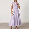 Elegante conjunto de dos piezas lavanda con top de manga corta y falda maxi línea A - S / Top Y Pantalón / Púrpura