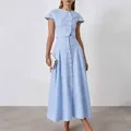 Elegante conjunto azul claro de dos piezas con top corto abotonado y falda larga línea A - S / Top Y Pantalón / Azul