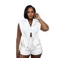 Eleganter weißer ärmelloser Jumpsuit mit V-Ausschnitt und unregelmäßigem Saum Design - S / Oberteil Und Unterteil / Weiß