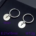 Minimalist stainless steel hoop earrings with a round letter T pendant in silver - Initial T Disc Style (KE96674-Z) / Silver