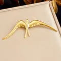 Elegant gold plated stainless steel swallow bird brooch for women's fashion. - Flying Bird Swallow Style (JBSW604)