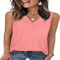 Vista detallada de la camiseta informal para mujer en color coral con cuello en V y corte holgado - S / Tops / Rojo coral