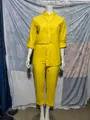 Détail d'un ensemble 2 pièces jaune pour femme en coton et lin avec chemise et pantalon - 3XL / Haut Et Bas / Jaune