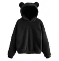 Gros plan d'un sweat à capuche noir duveteux avec d'adorables oreilles d'ours décoratives - S / Hauts / Noir