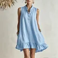 Abito estivo azzurro senza maniche con collo alla coreana, bordo a balze e bottoni chic - Taglia S / Vestiti / Celeste
