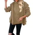 Detailansicht der weichen Teddy-Fleece-Textur dieses braunen, lockeren Rollkragenpullovers. - 3XL / Oberteile / Khaki