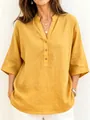 Primer plano de una blusa de lino amarilla para mujer con escote en V y botones de detalle - Amarillo