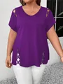 Détail du haut violet grande taille à col en V avec découpes croisées aux épaules - Violet