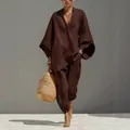 Elegante conjunto de ropa de estar por casa marrón para mujer con mangas de murciélago - XS / Top Y Pantalón / Café