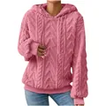Dikke roze jacquard fleece hoodie voor dames met een stijlvol chevronpatroon. - S / Tops / Perzik