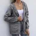 Stijlvolle lichtgewicht grijze windjack met capuchon en rits voor dames voor het wandelen - S / Tops / donkergrijs