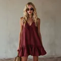 Vintage bohemian sleeveless V-neck ruffled dress in wine red for summer fashion style - S / Dresses / Burgundy