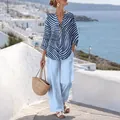 Conjunto de playa para mujer con túnica a rayas con cuello en V y pantalón ancho azul - S / Top Y Pantalón / Azul