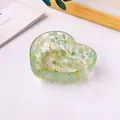 Cuenco de resina en forma de corazón con piedras naturales verdes y pan de oro - Estilo Aventurina Verde