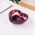 Cuenco de resina en forma de corazón con grava de cristal natural para limpieza energética - Estilo Granate