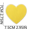 Detailed macro view of yellow heart embroidered patch with 7.5cm x 7cm size markings - 爱心造型(X26LB-11-32) / 1 Piece / Yellow